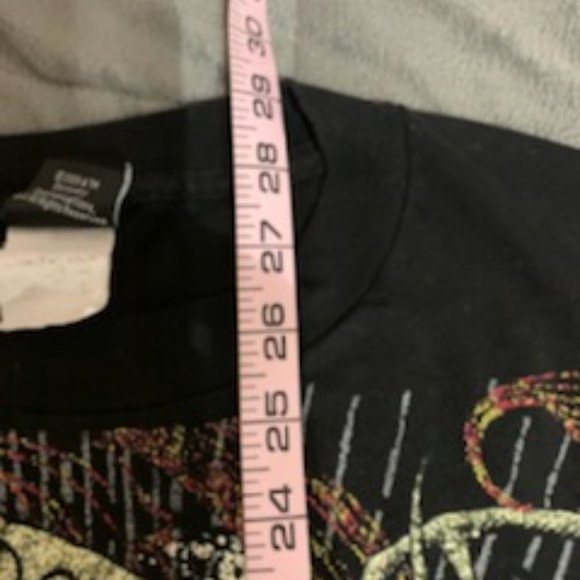 2009 LA Ink &  TM discovery 2009  What doesn't kill  me makes me stronger Tee - Picture 12 of 12